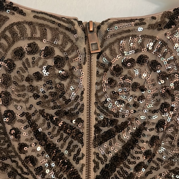 Vince Camuto Fitted Sequin Dress - Picture 5 of 6